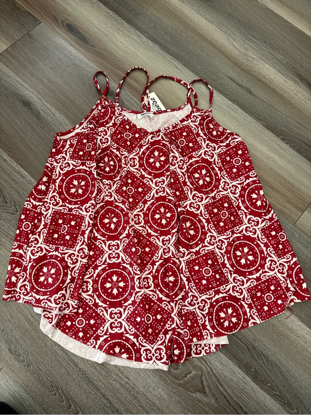 New Zeagoo Top Size Medium